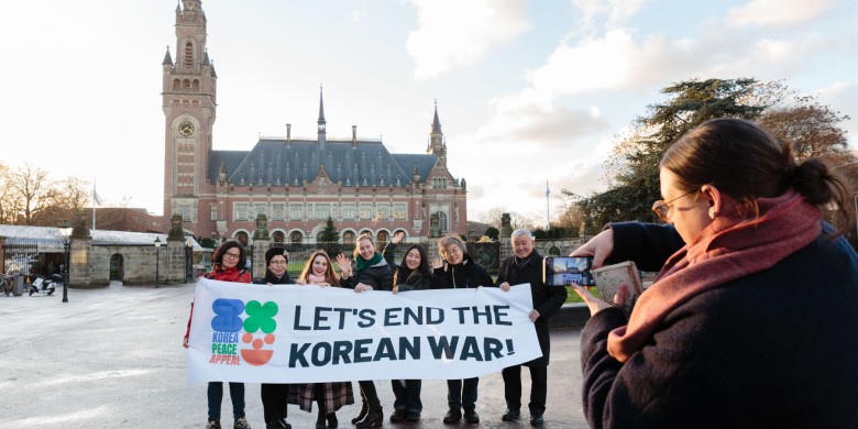 Hwang Sooyoung with the GPPAC NEA advocacy delegation in The Hague